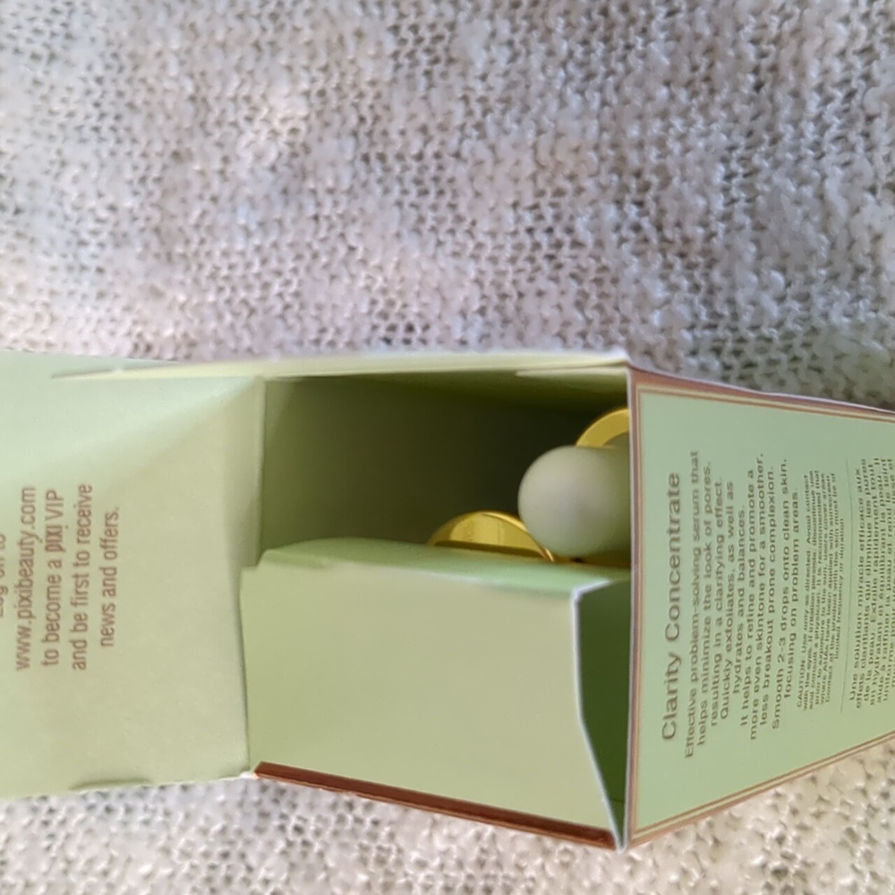PIXI Clarity Concentrate Salicylic Acid/Probiotics, 30ml/1.0fl oz - Picture 4 of 9